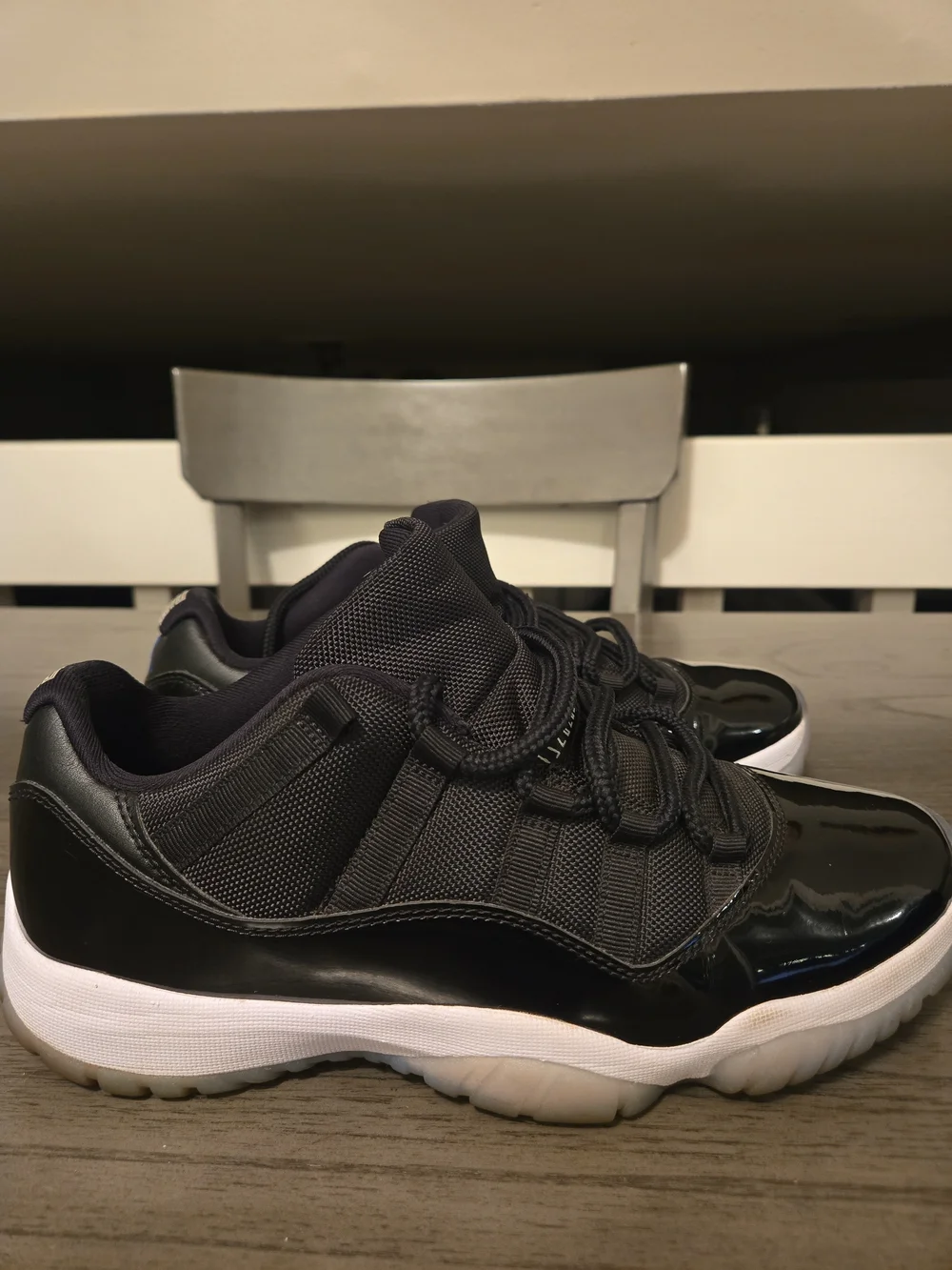 Nike Air Jordan 11 Retro Low Space Jam FV5104 004 SZ 9.5